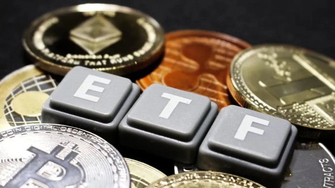 SEC lại "câu giờ": Hoãn quyết định về loạt ETF crypto đến cuối tháng 5