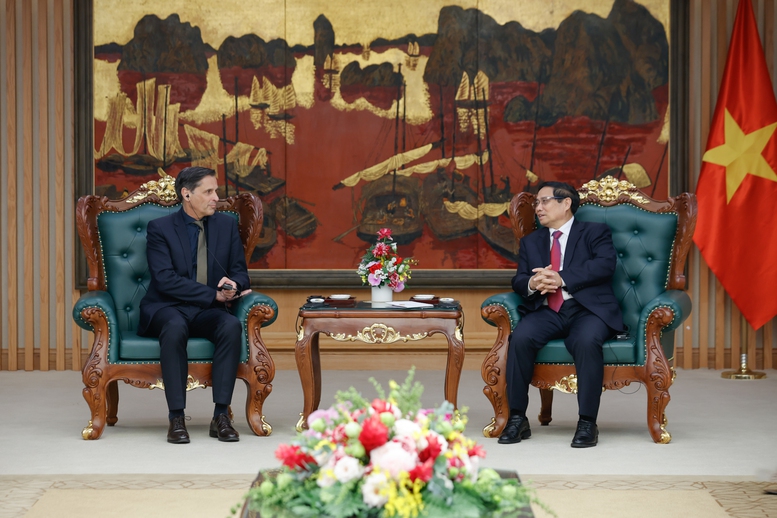 Thủ tướng Phạm Minh Chính tiếp Chủ tịch Tập đoàn Skoda Auto Klaus Zellmer (Ảnh: VGP) Thủ tướng Phạm Minh Chính tiếp Chủ tịch Tập đoàn Skoda Auto Klaus Zellmer (Ảnh: VGP)