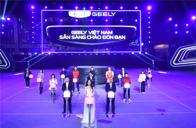 Thương hiệu ô tô Geely chính thức ra mắt tại Việt Nam, giới thiệu 3 mẫu xe Geely Coolray, Monjaro và EX5