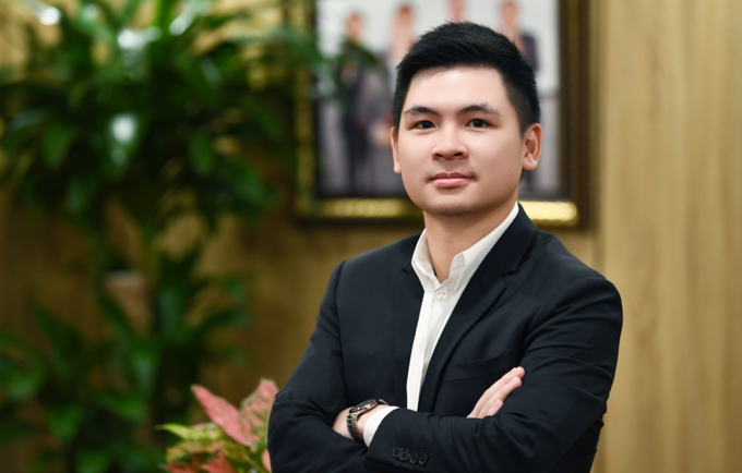 Nhị thiếu gia nhà "bầu" Hiển làm Chủ tịch Vietravel Airlines