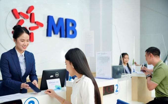MBBank tính mua khớp lệnh 100 triệu cổ phiếu MBB
