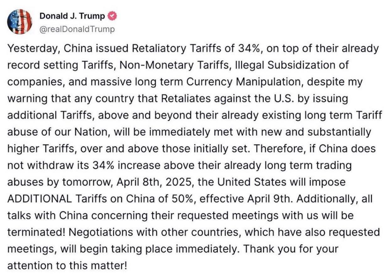 Ông cáo buộc Trung Quốc thao túng tiền tệ, trợ cấp trái phép và lạm dụng thương mại.