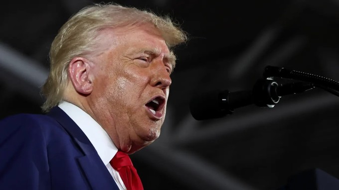 Kinh tế Mỹ giảm, ông Trump "phủi trách nhiệm", đổ lỗi cho cựu Tổng thống Joe Biden