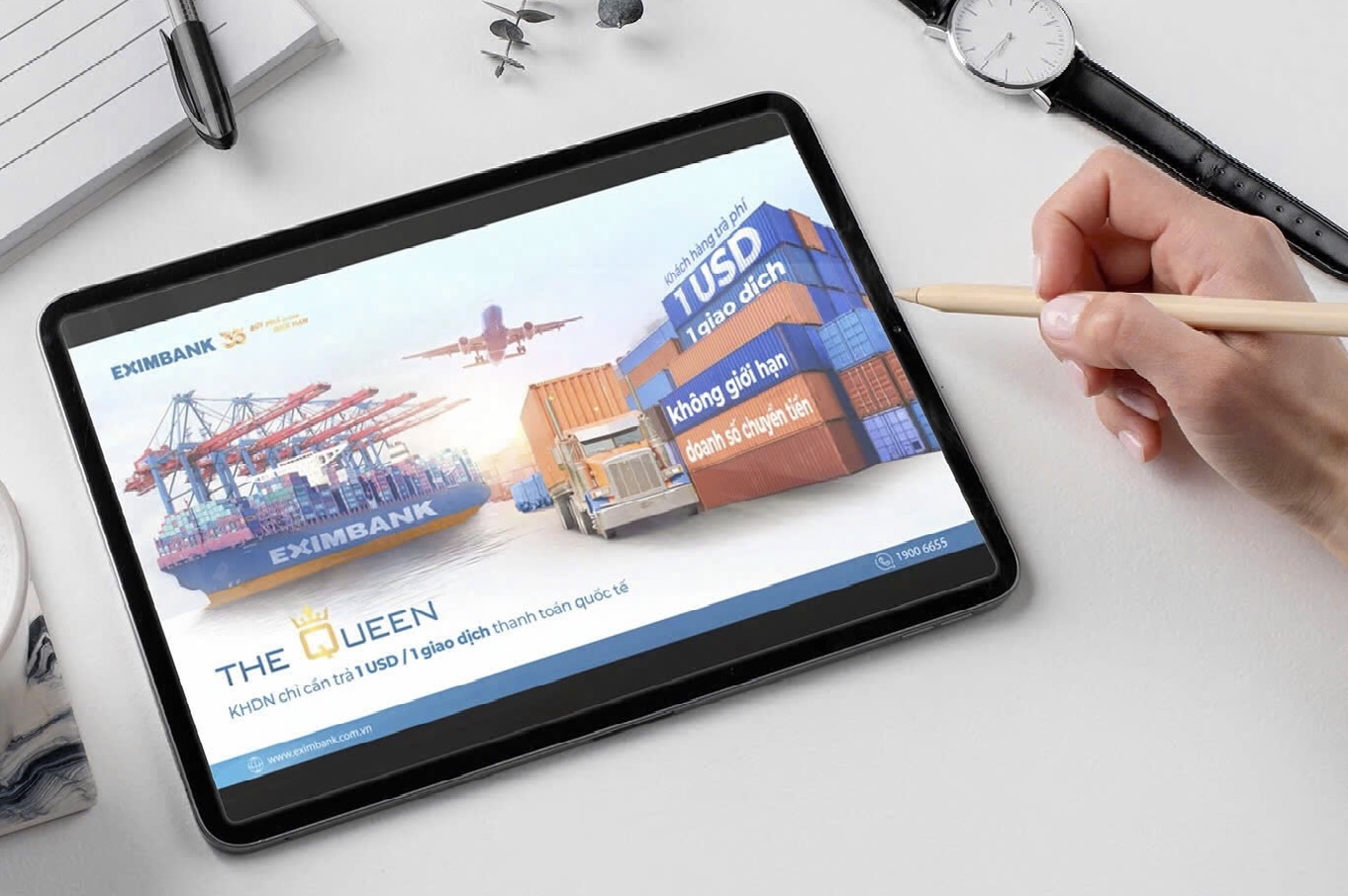 Eximbank vừa ra mắt chương trình Trade Return với nhiều ưu đãi hấp dẫn. Eximbank vừa ra mắt chương trình Trade Return với nhiều ưu đãi hấp dẫn.