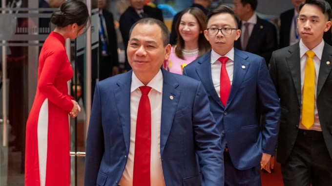 Cha con ông Phạm Nhật Vượng góp vốn lập công ty điện 2.000 tỷ đồng