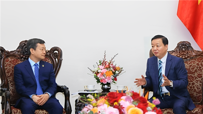 Phó thủ tướng: Không phân biệt doanh nghiệp Nhà nước và tư nhân khi làm đường sắt cao tốc, quan trọng là năng lực