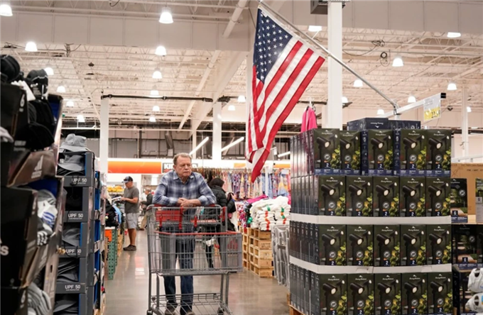 Fed đón tin vui: PCE - thước đo lạm phát yêu thích tăng thấp hơn dự báo