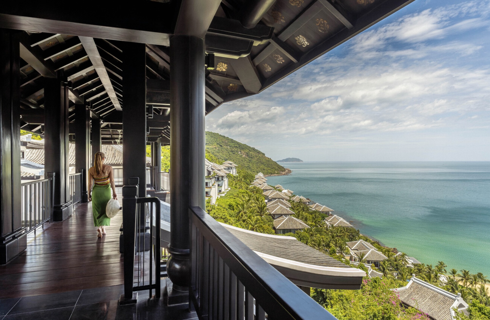 Sun Group mang đến nhiều công trình giải trí - nghỉ dưỡng đẳng cấp khắp Việt Nam, trong đó có InterContinental Danang Sun Peninsula Resort 3 lần được vinh danh là Khu nghỉ dưỡng sang trọng hàng đầu thế giới Sun Group mang đến nhiều công trình giải trí - nghỉ dưỡng đẳng cấp khắp Việt Nam, trong đó có InterContinental Danang Sun Peninsula Resort 3 lần được vinh danh là Khu nghỉ dưỡng sang trọng hàng đầu thế giới