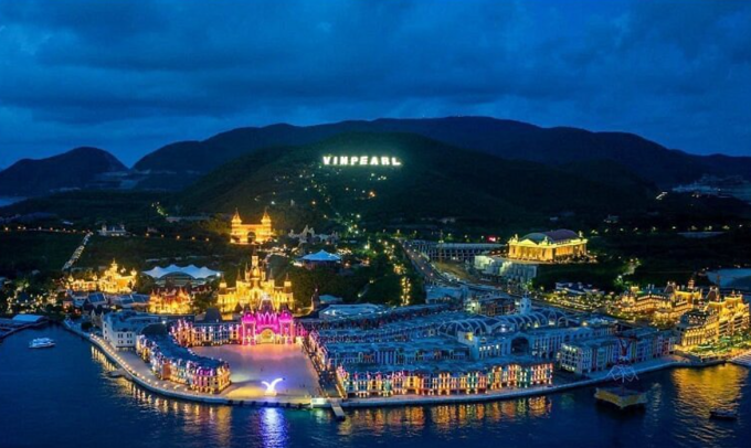 Vinpearl của tỷ phú Vượng chốt ngày tái xuất sàn HOSE, định giá 5 tỷ USD