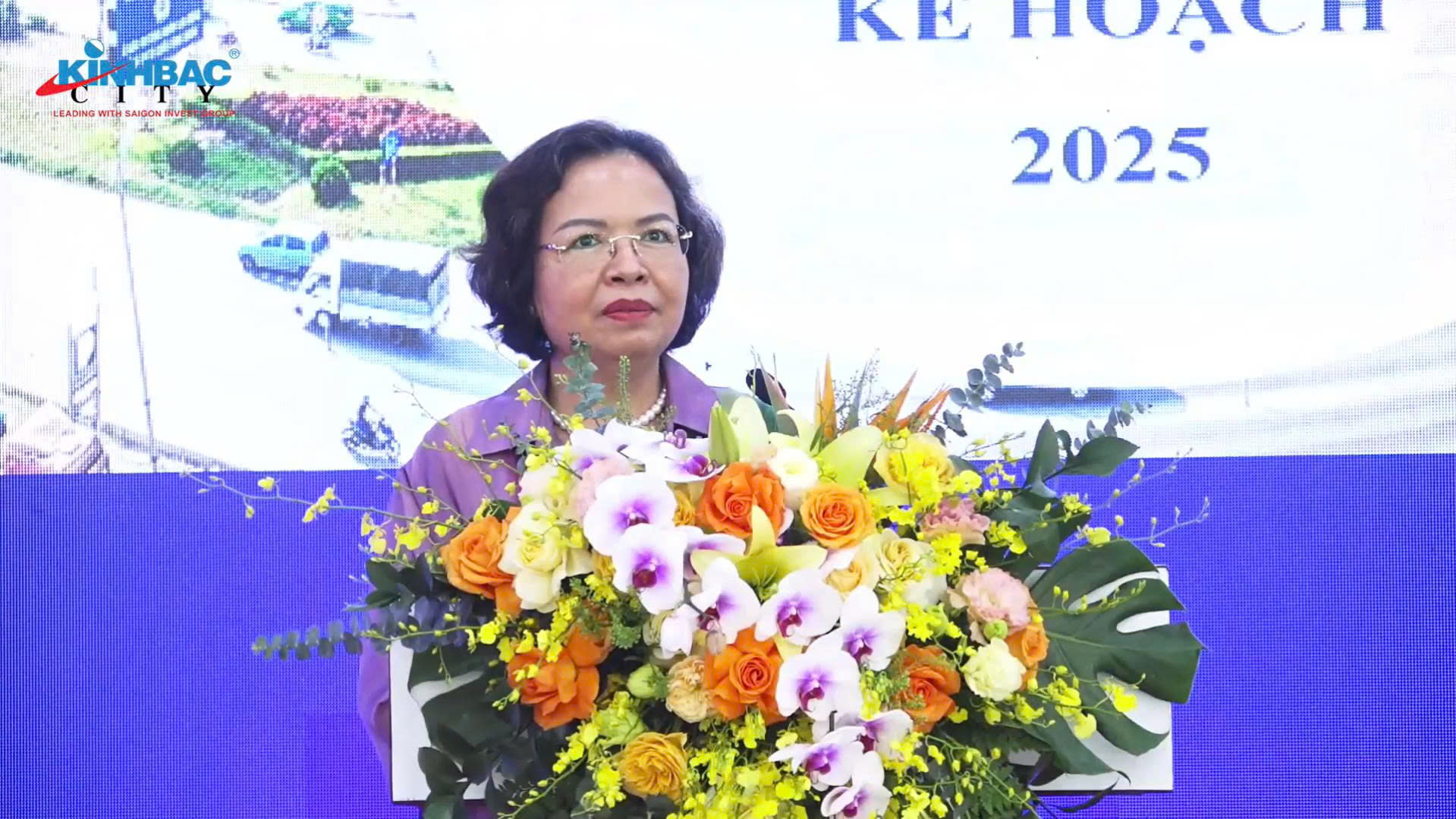 Bà Nguyễn Thị Thu Hương - Tổng giám đốc KBC Bà Nguyễn Thị Thu Hương - Tổng giám đốc KBC