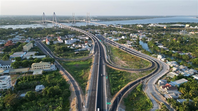 Không phải xuất khẩu, chuyên gia quốc tế chỉ ra trụ cột giúp GDP Việt Nam năm 2025 tăng trưởng trên 8%, vượt 500 tỷ USD