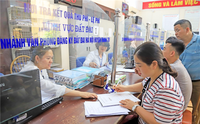 Thủ tướng: Khẩn trương xử lý các vướng mắc liên quan thủ tục đất đai, cấp sổ đỏ trước ngày 1/8