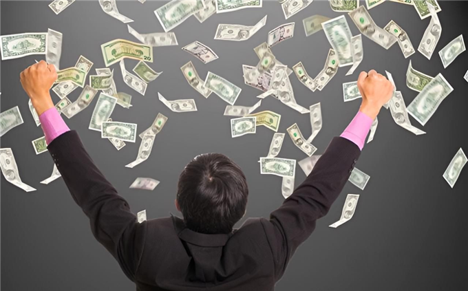 Loạt doanh nghiệp chốt quyền cổ tức tuần tới, tỷ lệ cao nhất 110%