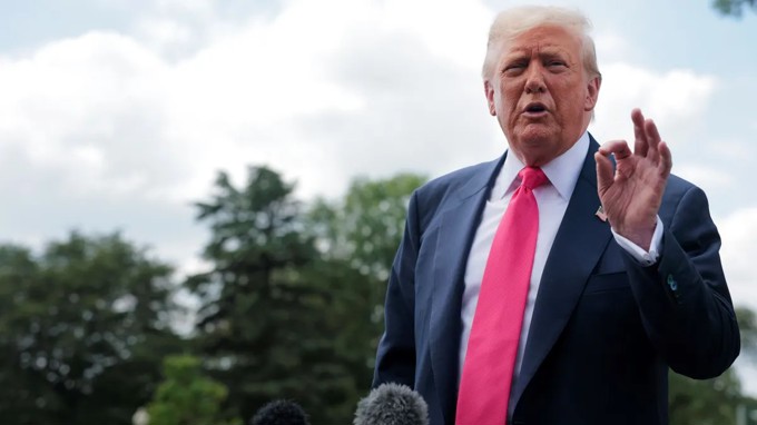 Ông Trump tuyên bố đạt thỏa thuận thương mại với Indonesia, áp thuế 19% 