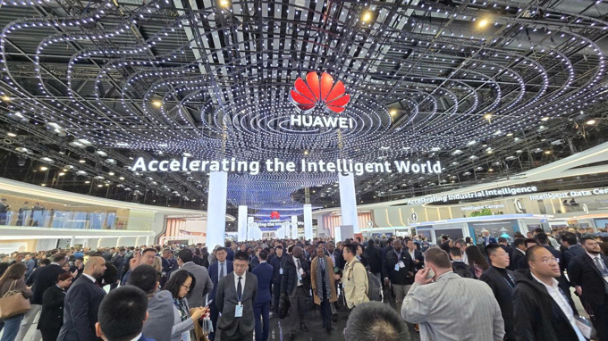 Cách Huawei vươn mình trở thành “ông trùm” AI Trung Quốc