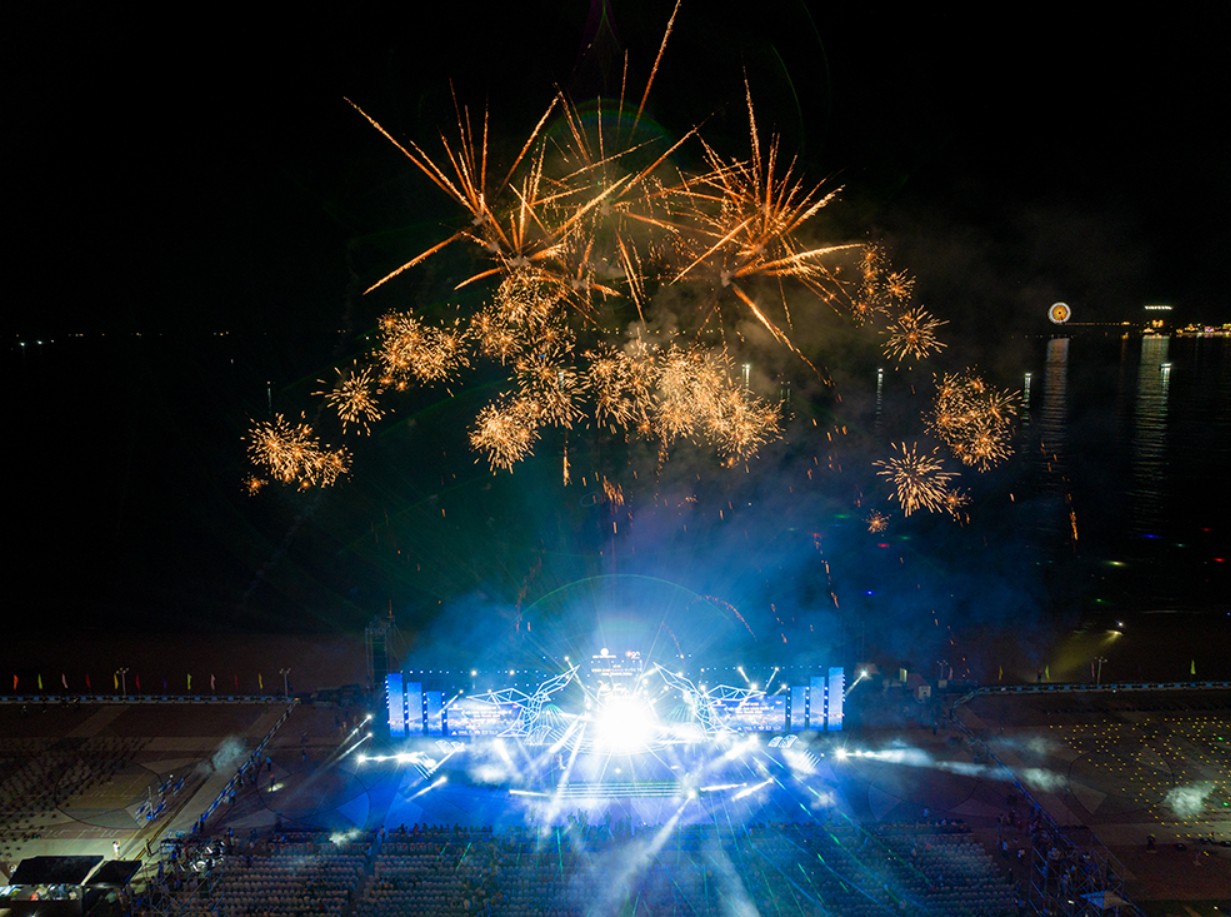   Công nghệ trình diễn đa tầng sẽ mở rộng tối đa trải nghiệm của khán giả tại đại nhạc hội “Khơi mạch nguồn Di sản – Vững bước Kỷ nguyên mới” (Ảnh: COREX)  