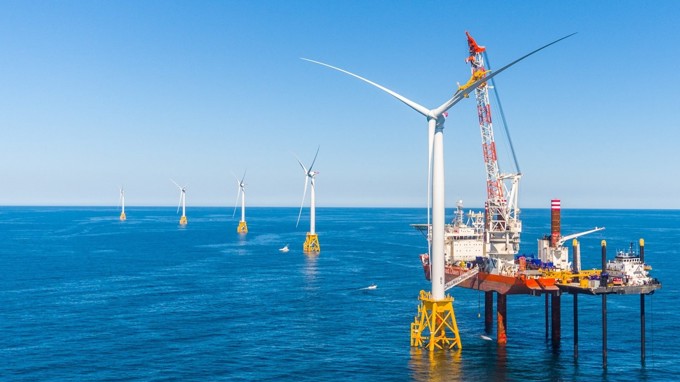 
									 Một doanh nghiệp thuộc Bộ Quốc Phòng muốn làm 14 dự án điện gió ngoài khơi gần 1 triệu tỷ đồng
								 