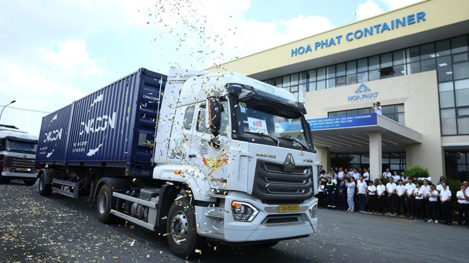 
									 Hòa Phát bàn giao 1.000 container cho hãng tàu top 3 thế giới
								 