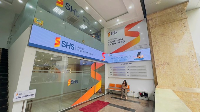 SHS muốn bán 20 triệu cổ phiếu SHB