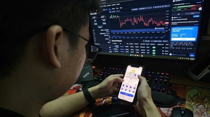 
									 
									 
									 Bộ Tài chính: Sẽ có 'nhiều hơn một' sàn giao dịch tài sản số, thí điểm ngay trong tháng 8 nếu được phê duyệt
								 
								 
								 