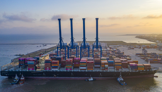 
									 
									 HAH "bắt tay" VSC lập công vốn 1.000 tỷ đồng
								 
								 