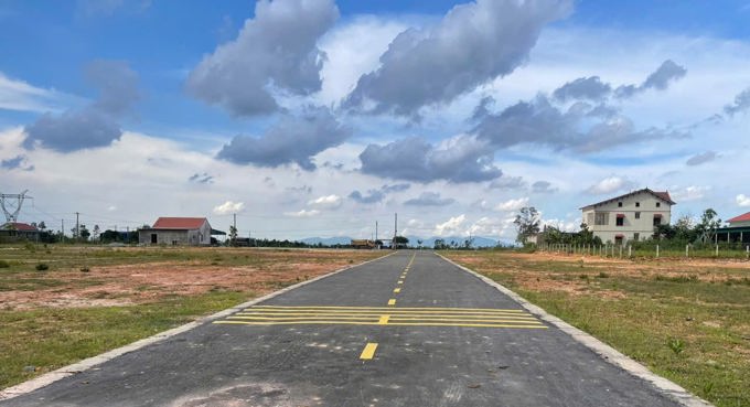 Hà Tĩnh: Sốt đất đẩy quê nghèo Toàn Lưu thành “chợ bất động sản”, mảnh đất trồng khoai bỗng vọt giá tiền tỷ, môi giới dọa khách “không mua nhanh thì mất cơ hội”