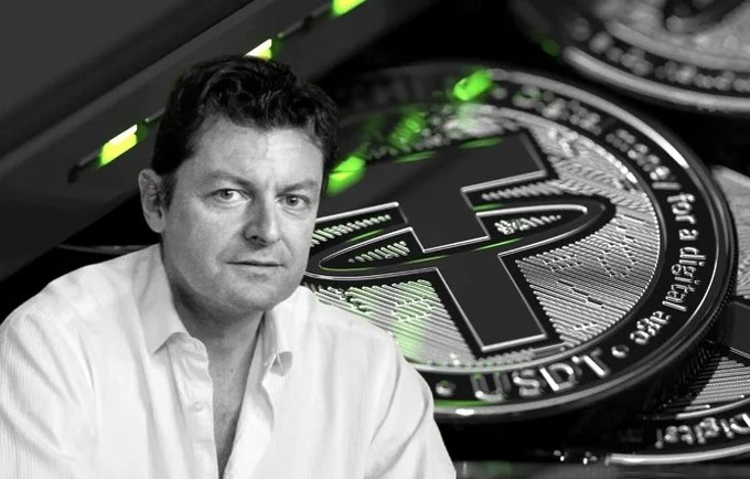 Chân dung tỷ phú tiền số: Từ bác sĩ thẩm mỹ thành “ông trùm” stablecoin, sắp vượt Warren Buffett trở thành người giàu thứ 5 thế giới