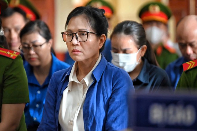 Cựu Tổng giám đốc SJC Lê Thúy Hằng lĩnh 25 năm tù, phải nộp lại 10.000 lượng vàng