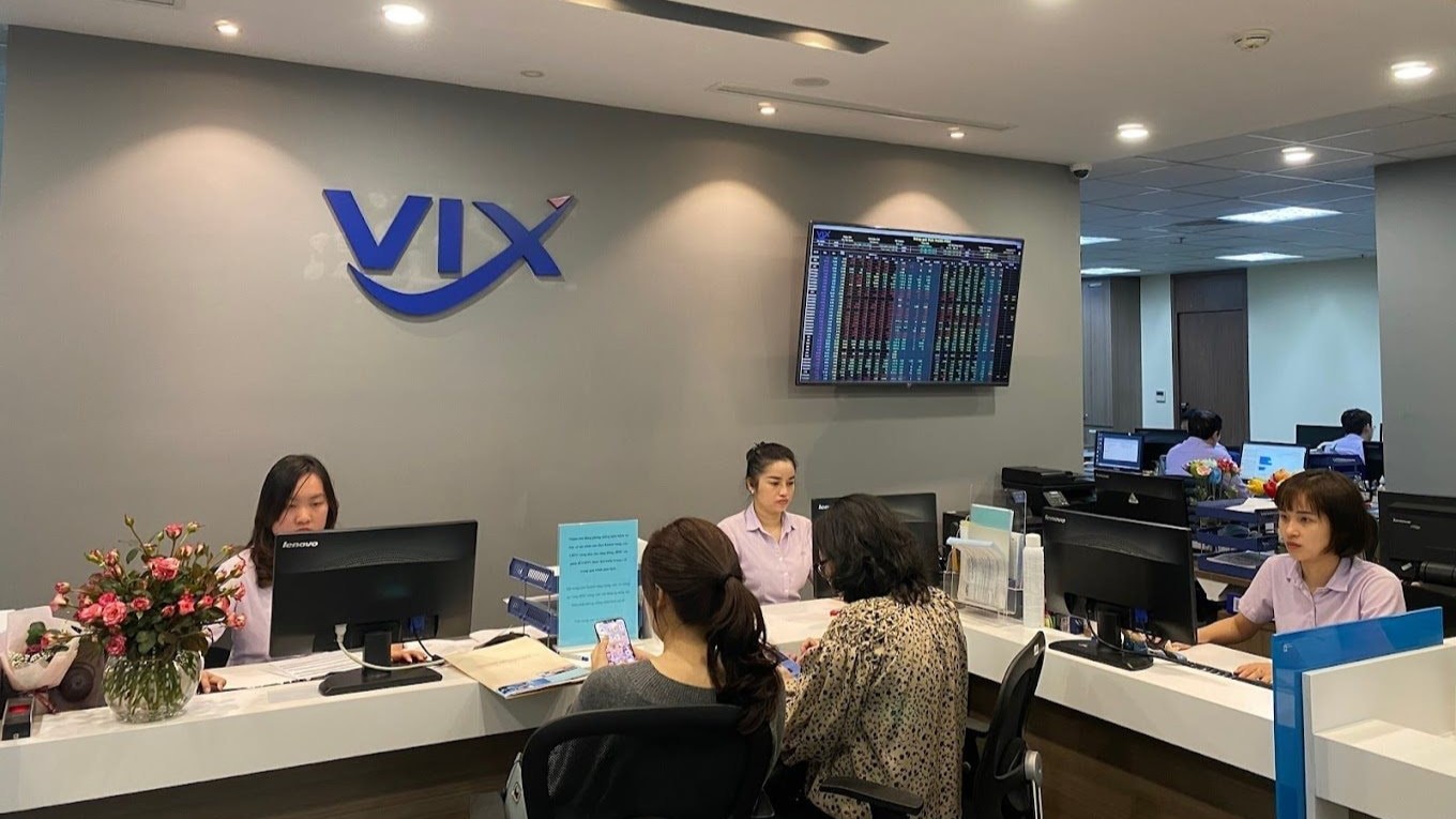 VIX chốt quyền trả cổ tức 5% bằng cổ phiếu VIX chốt quyền trả cổ tức 5% bằng cổ phiếu