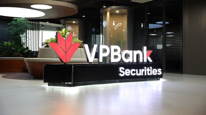 IPO VPBankS hút tiền mạnh: Chứng khoán VIX 'vào' 2.000 tỷ đồng, Dragon Capital 'ôm' 50 triệu USD, cổ phiếu VPX 'hót hòn họt'
