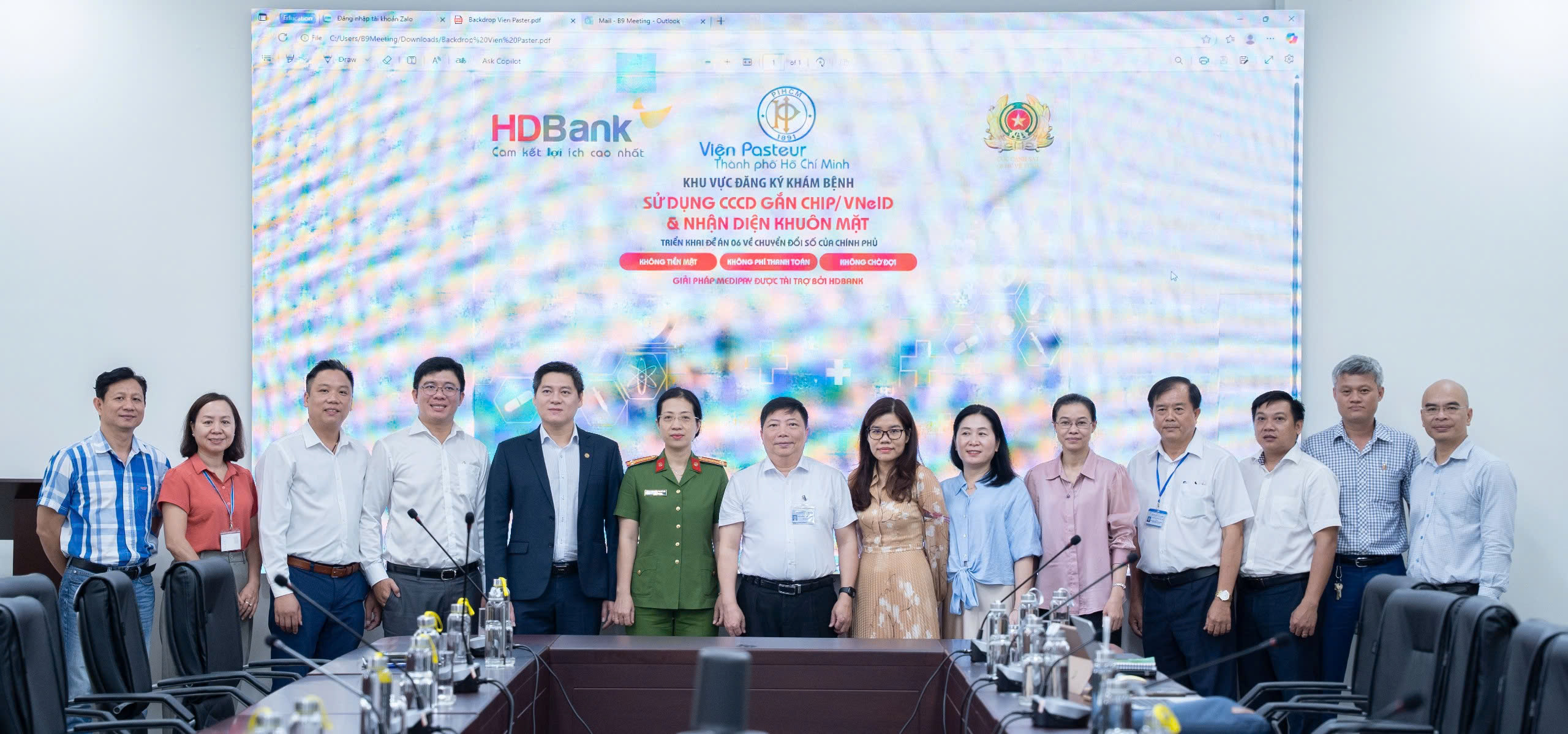 Đại diện PC06, Công an Thành phố Hồ Chí Minh, HDBank, Viện Pasteur tại Lễ ra mắt và chính thức vận hành hệ thống Kiosk y tế thông minh sáng 9/9/2025 tại Viện Pasteur.