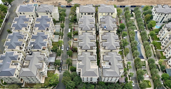 Thị trường nhà liền thổ TP.HCM quý 4/2025: Giá giảm một nửa, tiêu thụ tăng gấp 20 lần