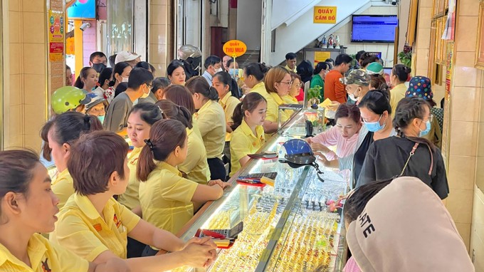 Thủ tướng Phạm Minh Chính: Hoàn thiện hồ sơ lập sàn giao dịch vàng trong tháng 1