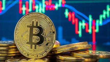 Crypto 15/10: Bitcoin thủng mốc 82.000 USD, lạm phát Mỹ gây sức ép lên thị trường