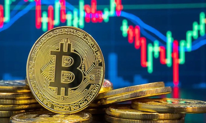 Crypto 15/10: Bitcoin thủng mốc 82.000 USD, lạm phát Mỹ gây sức ép lên thị trường