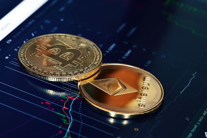 Crypto 9/10: Bitcoin quét về 80.000 USD, ETH giảm sâu, hơn 1 tỷ USD vị thế ‘bay màu’