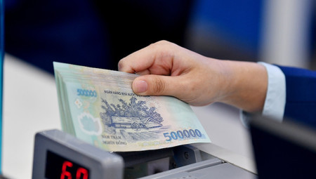 Ngân hàng bắt đầu giảm lãi suất: LPBank, VietBank hạ lãi tiền gửi, Agribank và BIDV giảm lãi vay tới 2%