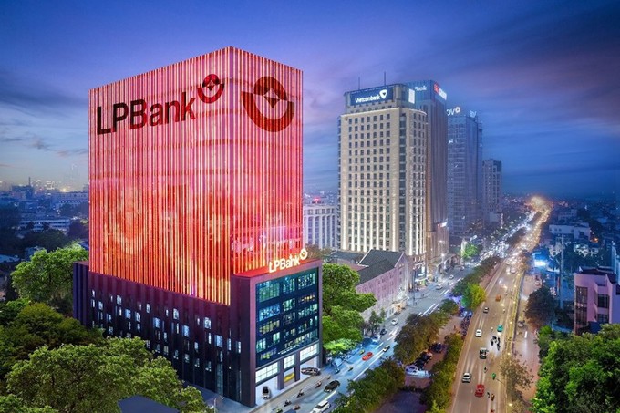 LPBank báo lãi 10.400 tỷ đồng sau 9 tháng, hoàn thành 70% kế hoạch năm