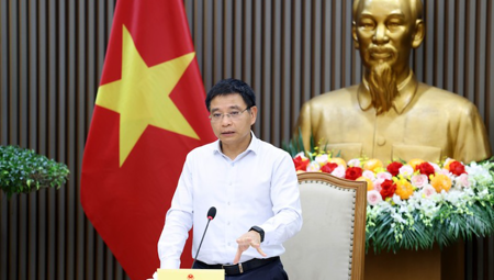 Phó Thủ tướng: Khẩn trương triển khai các giải pháp để giảm lãi suất cho vay từ 1,5 - 2%
