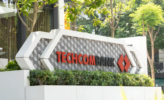 Techcombank báo lãi kỷ lục 10.400 tỷ đồng trong quý 3/2026