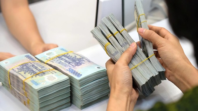 NHNN hút ròng 36.000 tỷ đồng tuần qua, lãi suất qua đêm xuống dưới 1%