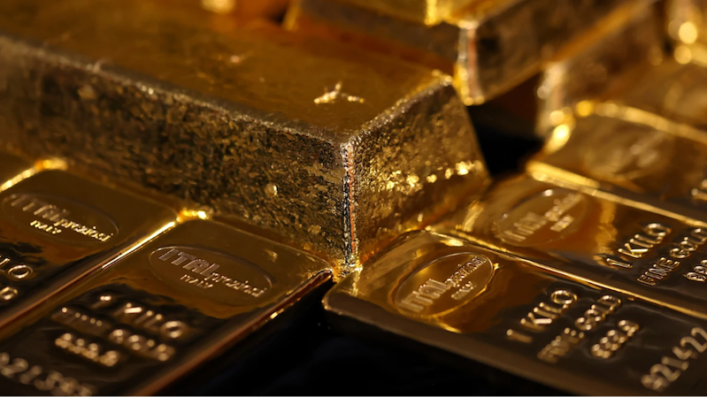 Giá vàng hôm nay: SJC lùi về 142,6 triệu đồng/lượng, vàng thế giới áp sát mốc 4.100 USD/oz