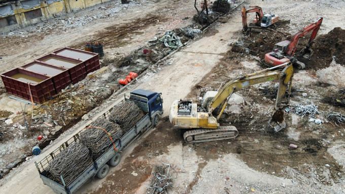 Khu đô thị trên “đất vàng” Cao Xà Lá Nguyễn Trãi bắt đầu thi công sau thu hồi 11 ha, loạt nhà máy cũ được phá dỡ để tái thiết đô thị