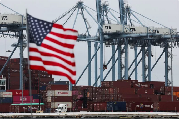 Mỹ dừng thu thuế đối ứng từ ngày mai