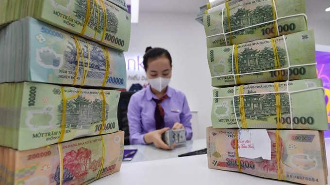 Vì sao lãi suất liên ngân hàng tăng vọt, có lúc vượt 17%/năm?