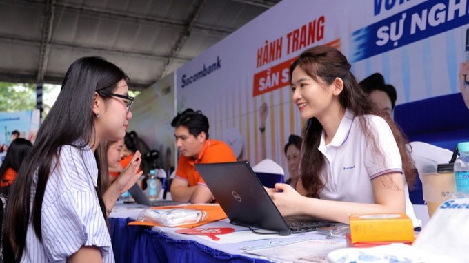 Sau Tết 2026, ngành nào tại TP.HCM khát nhân lực?