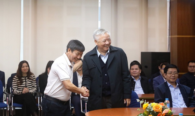 Tổng Giám đốc Vinaconex Nguyễn Xuân Đông chúc Tết cán bộ, nhân viên VCG