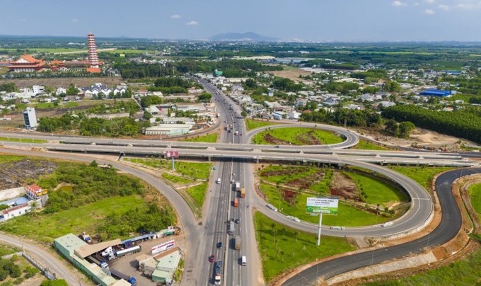 Đồng Nai: Hai tuyến đường nghìn tỷ kết nối sân bay Long Thành vẫn ì ạch, chậm tiến độ do vướng mặt bằng