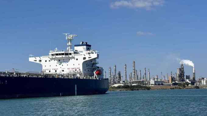 Trung Quốc nối lại nhập khẩu năng lượng Mỹ