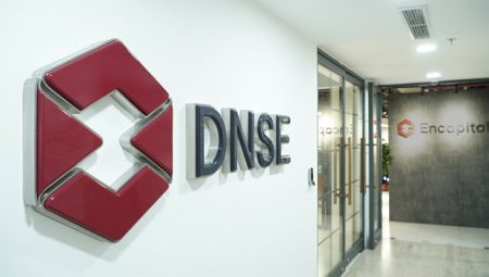 DNSE bị phạt 800 triệu đồng, buộc dừng loạt dịch vụ tài chính